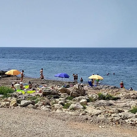 Villetta Fronte Mare ホテル アッリステ